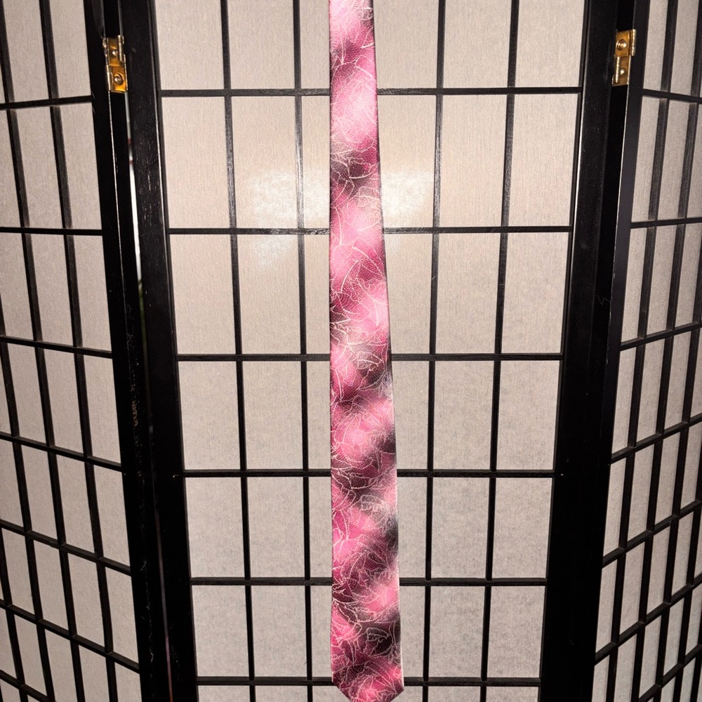 Van Heusen Pink and Black Floral Tie